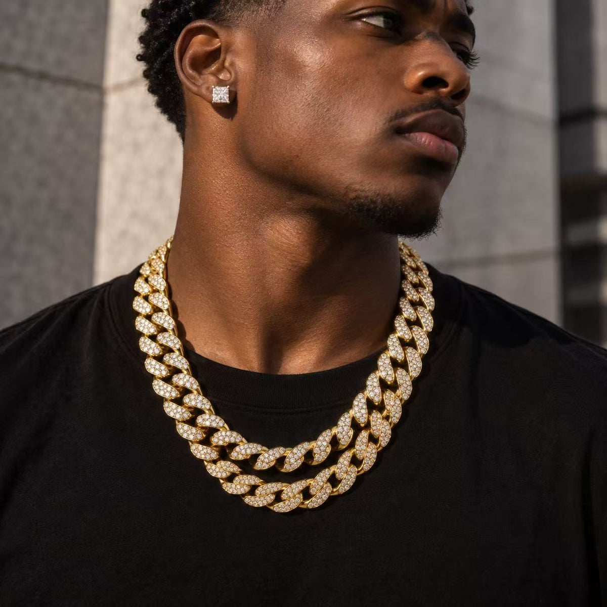 Cuban Link Chain Necklace for Men - Bold & Elegant Design - Perfect for Everyday Wear