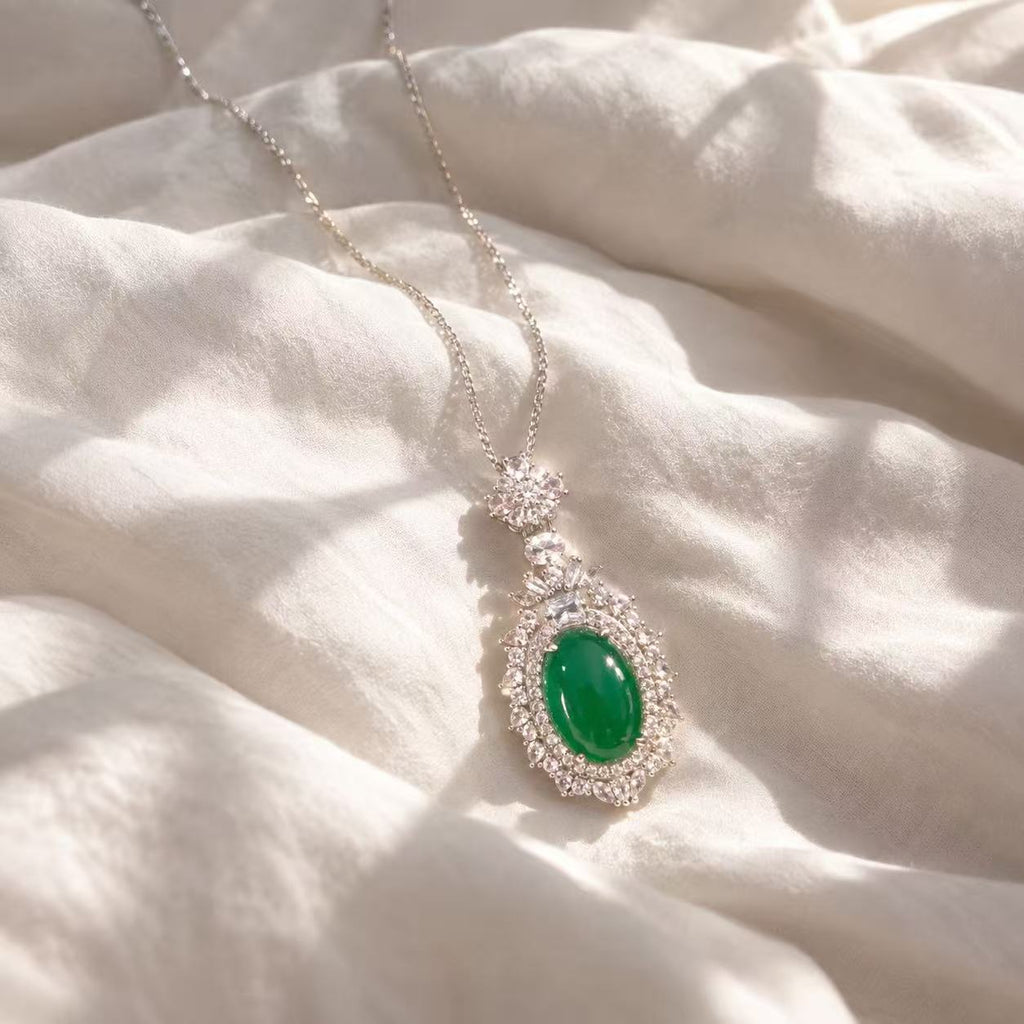 Elegant Emerald Pendant Necklace with Sparkling Halo Design and Delicate Chain for Women