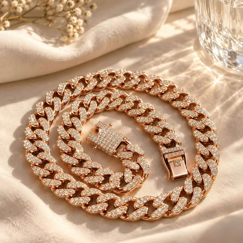 Cuban Link Chain Necklace for Men - Bold & Elegant Design - Perfect for Everyday Wear