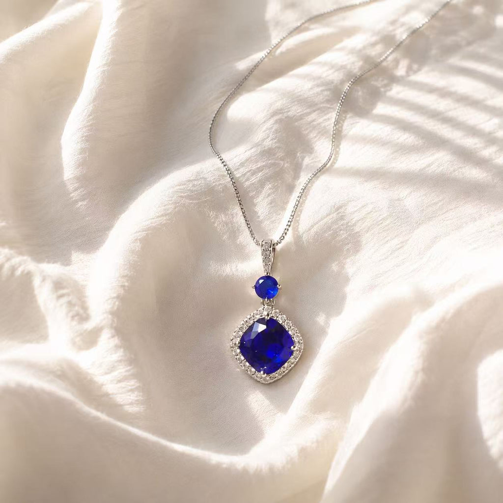 Royal Blue Crystal Pendant Necklace Elegant Blue Sapphire Pendant Necklace with Rhinestone Accents and Delicate Chain Design
