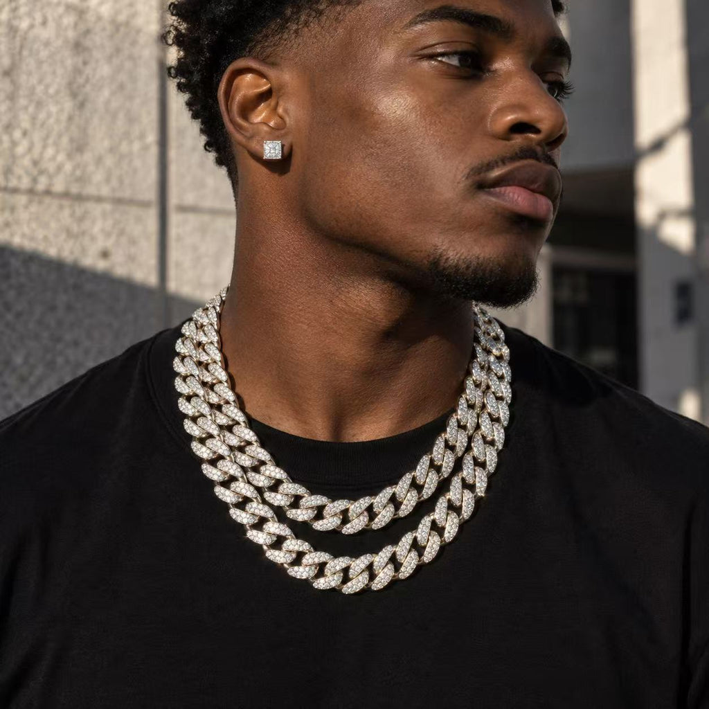 Cuban Link Chain Necklace for Men - Bold & Elegant Design - Perfect for Everyday Wear