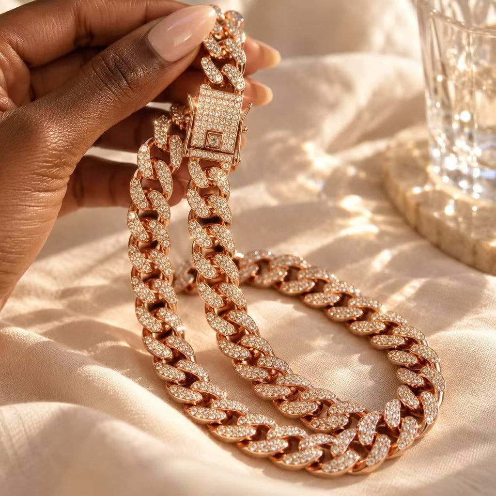 Cuban Link Chain Necklace for Men - Bold & Elegant Design - Perfect for Everyday Wear