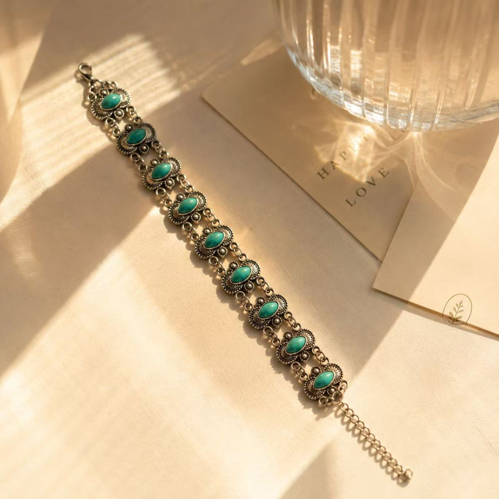 Elegant Turquoise Stone Bracelet with Intricate Silver Design for Women's Fashion Accessory
