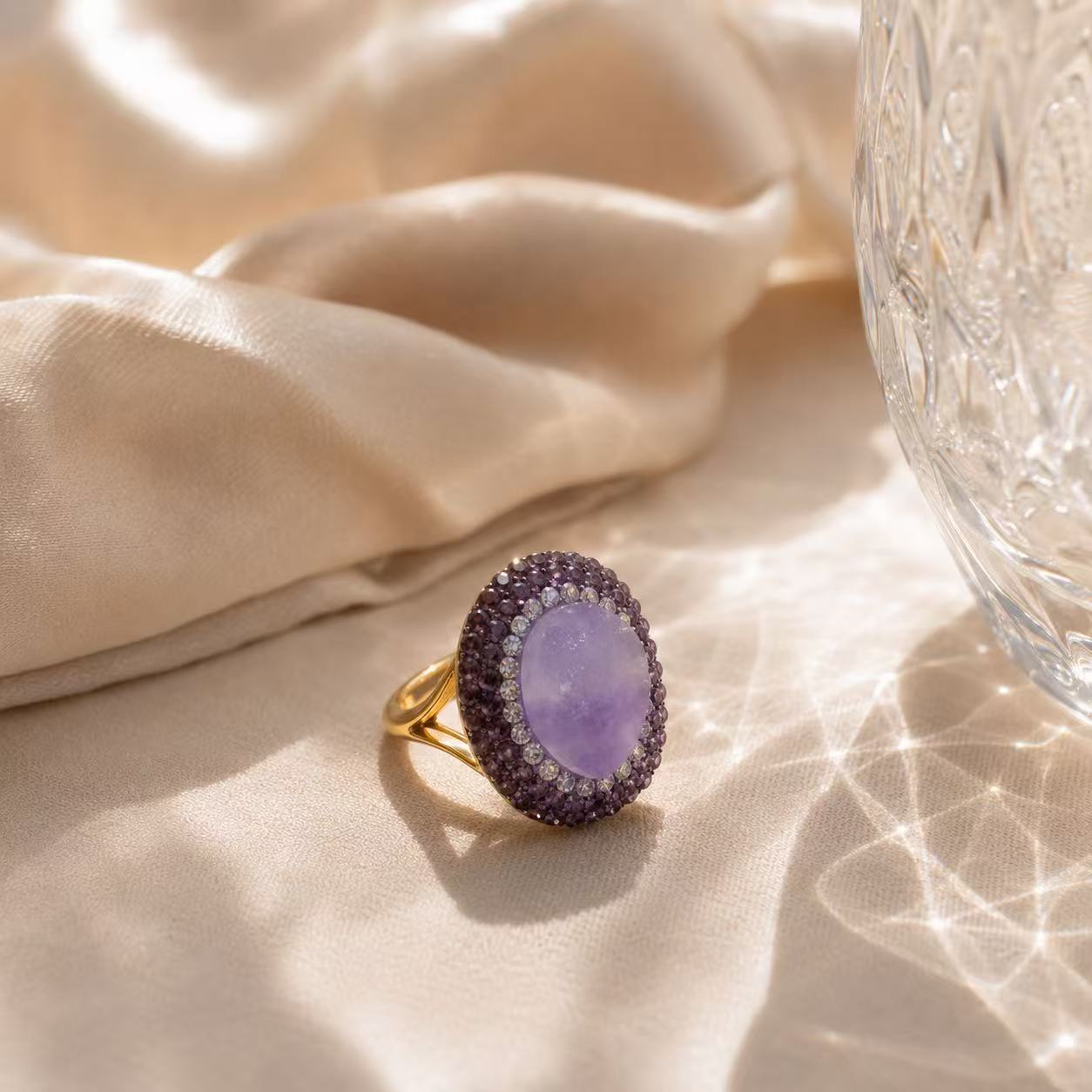 Amethyst Statement Ring for Women | Purple Crystal Cocktail Ring | Vintage Gold-Tone Oval Gemstone Jewelry Elegant Purple Gemstone Ring with Sparkling Halo Design for Women's Fashion Jewelry