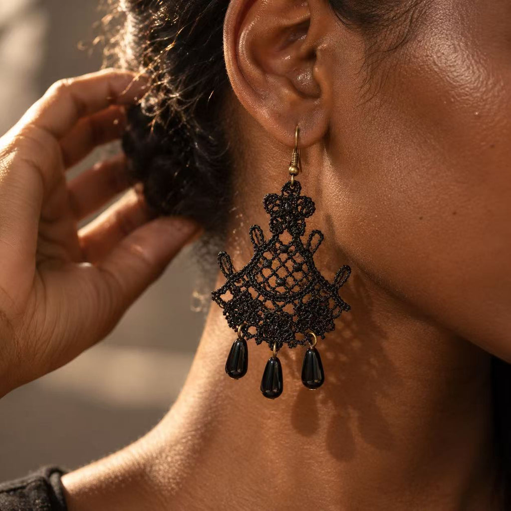 Vintage Gothic Lace Drop Earrings – Black & Ivory Statement Dangle Earrings, Crystal-Inspired Boho Jewelry for Halloween & Everyday Style