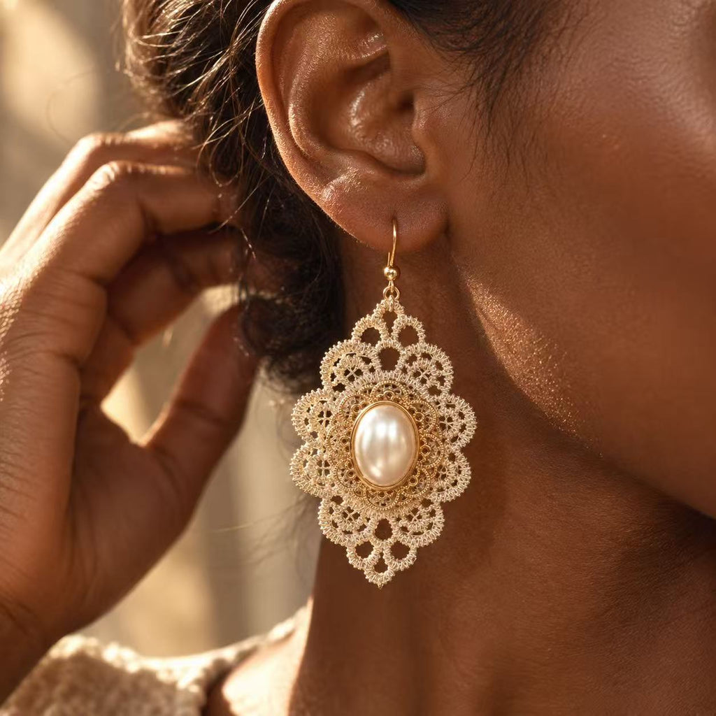 Vintage Gothic Lace Drop Earrings – Black & Ivory Statement Dangle Earrings, Crystal-Inspired Boho Jewelry for Halloween & Everyday Style
