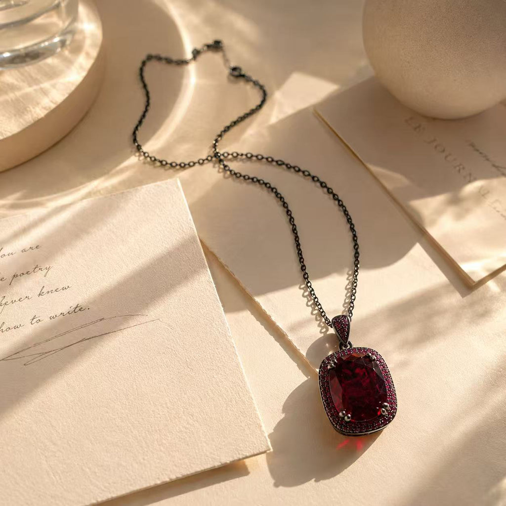 Red Crystal Pendant Necklace for Women Elegant Red Garnet Pendant Necklace with Black Chain for Women's Fashion Jewelry