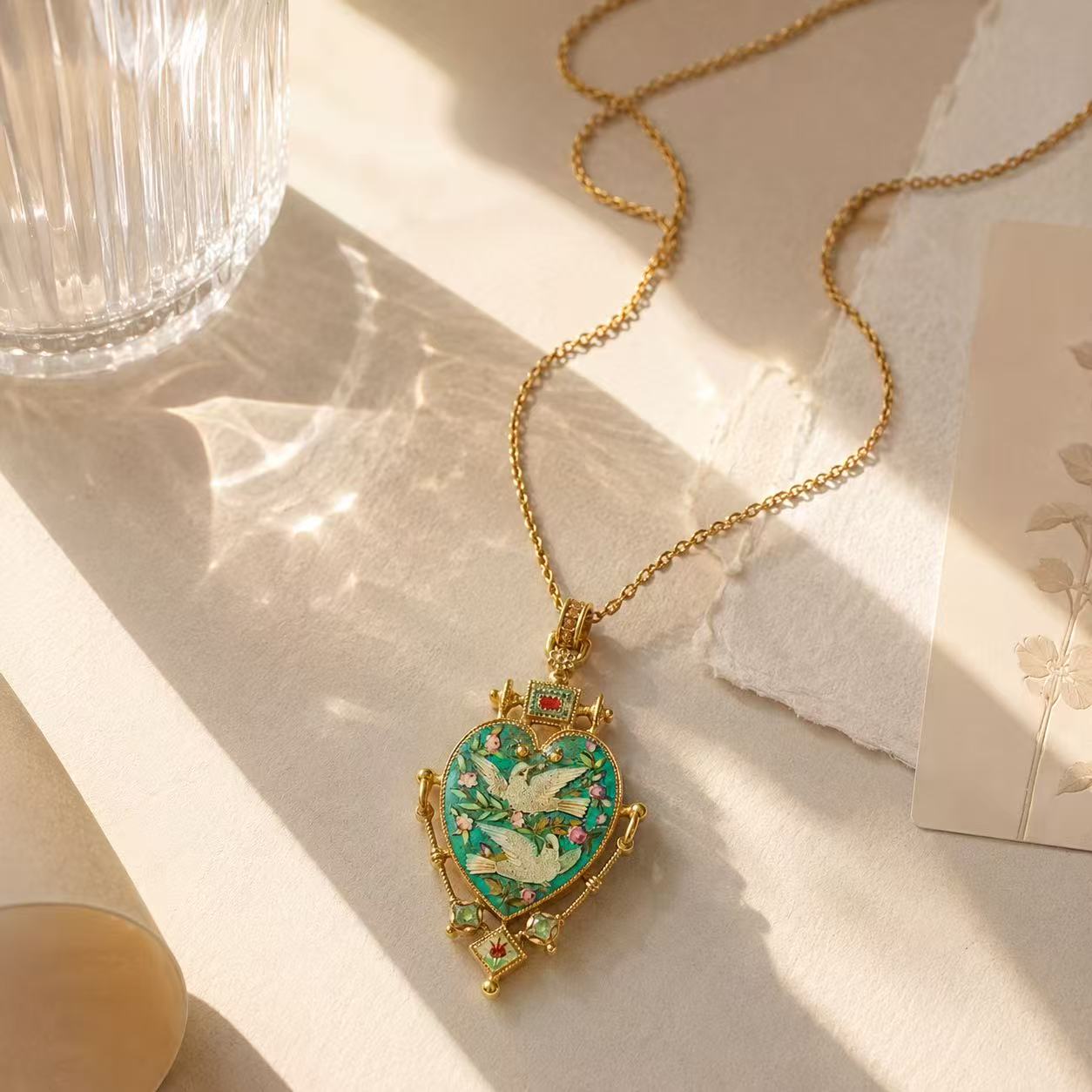 Elegant Heart-Shaped Pendant Necklace with Intricate Floral Design and Gold Chain for Women