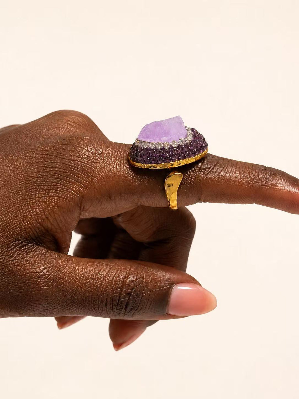 Amethyst Statement Ring for Women | Purple Crystal Cocktail Ring | Vintage Gold-Tone Oval Gemstone Jewelry Elegant Purple Gemstone Ring with Sparkling Halo Design for Women's Fashion Jewelry