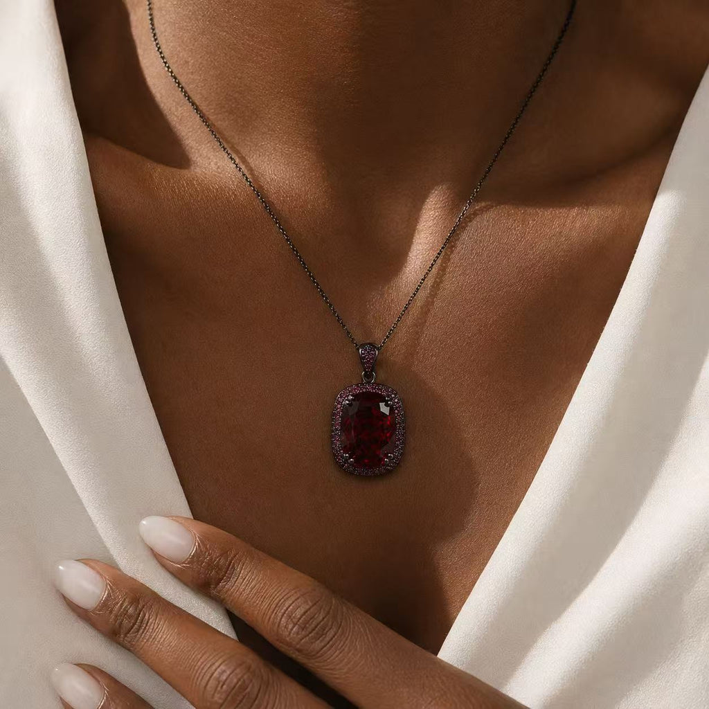 Red Crystal Pendant Necklace for Women Elegant Red Garnet Pendant Necklace with Black Chain for Women's Fashion Jewelry