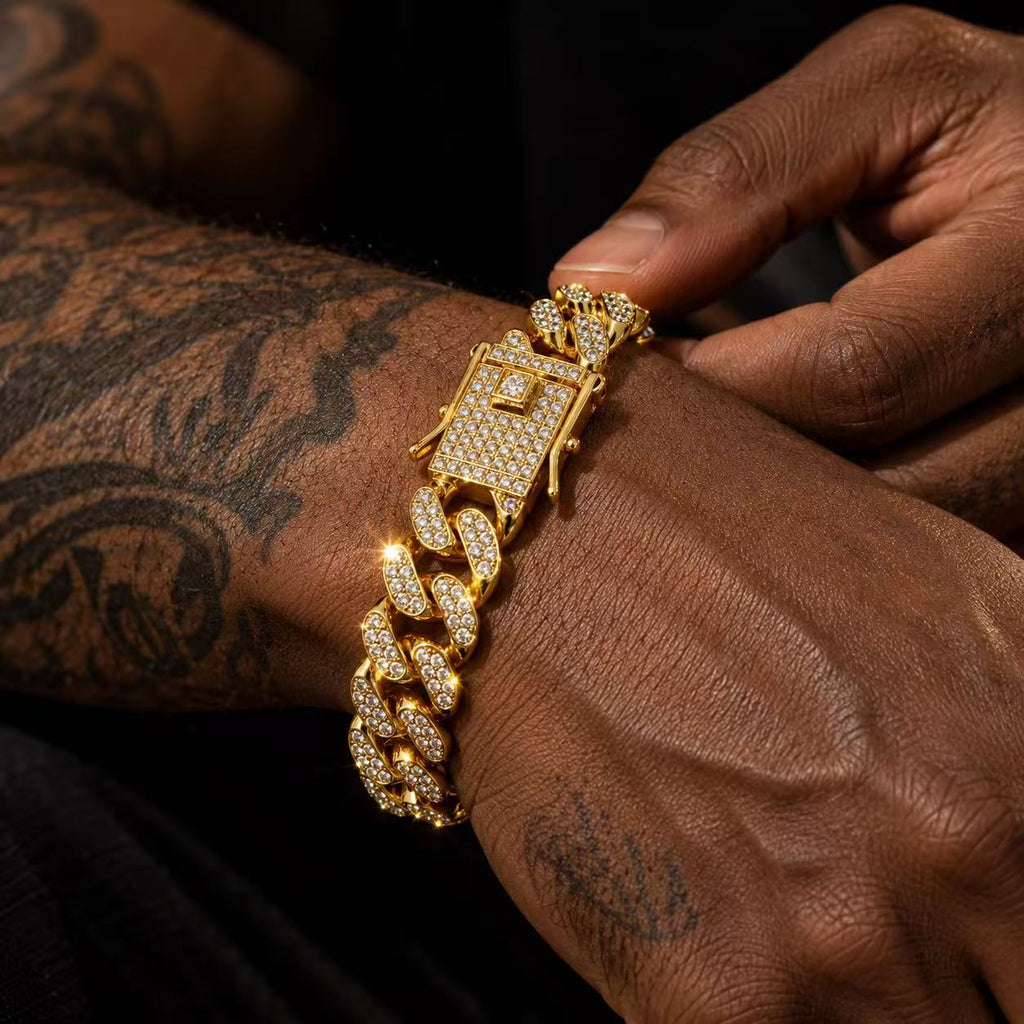 Cuban Link Chain Bracelet for Men - Sleek & Bold Accessory for Everyday Wear