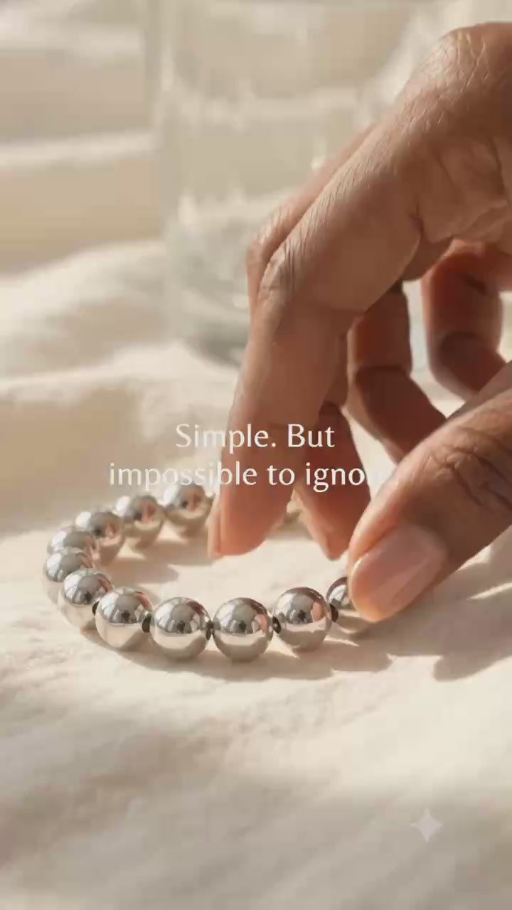 Minimalist Silver Ball Bead Bracelet – Polished Statement Jewelry for Women